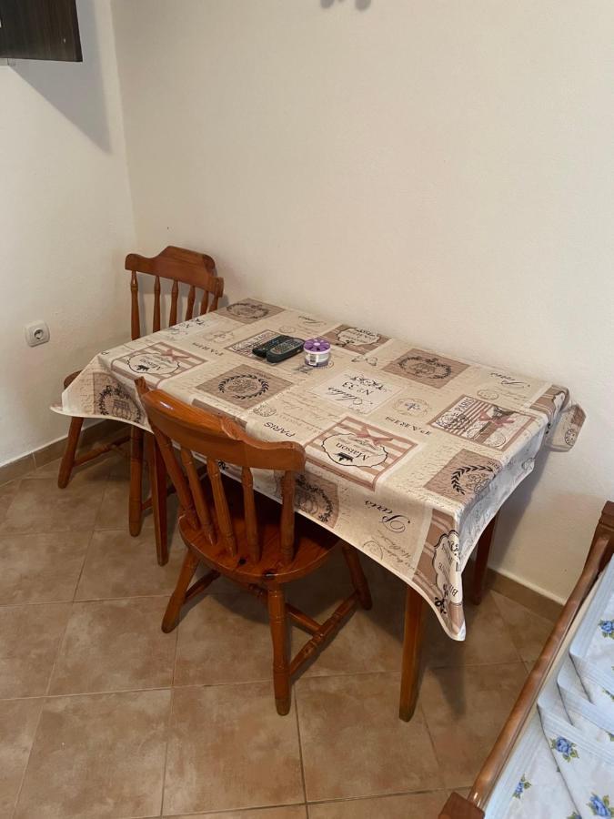 טיווט Apartmani Ivana מראה חיצוני תמונה