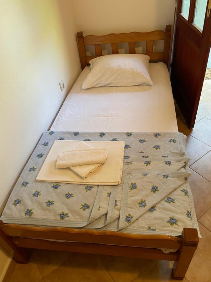 טיווט Apartmani Ivana מראה חיצוני תמונה