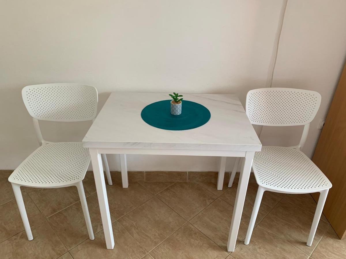 טיווט Apartmani Ivana מראה חיצוני תמונה