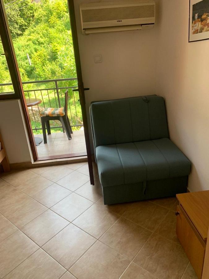 טיווט Apartmani Ivana מראה חיצוני תמונה