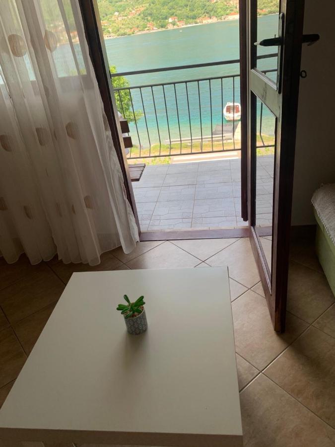 טיווט Apartmani Ivana מראה חיצוני תמונה