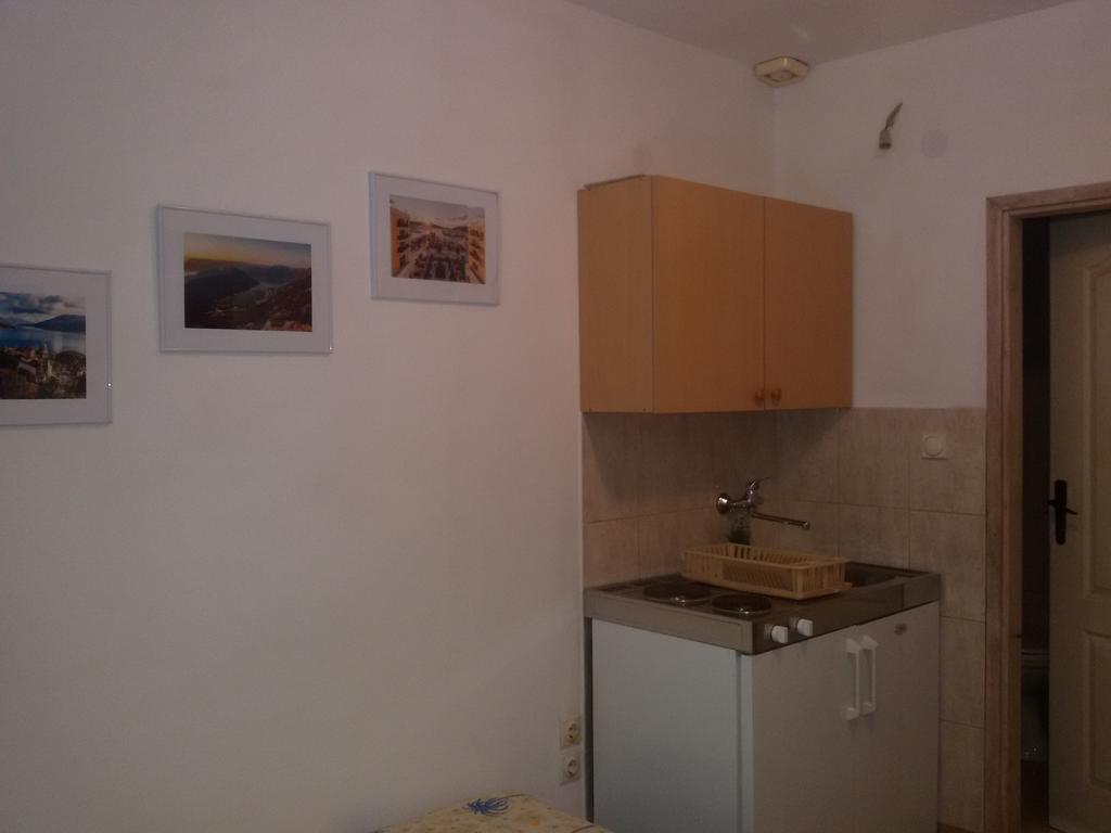 טיווט Apartmani Ivana מראה חיצוני תמונה